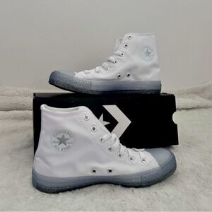 Converse all star . Chuck Taylor white